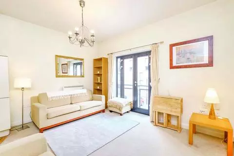 1 bedroom apartment to rent - Radharc 2