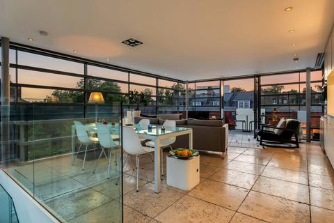 undefined, Bacons Lane, Highgate Village, N6