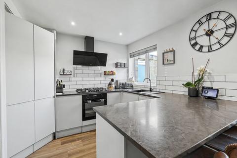 3 bedroom semi-detached house for sale, Merrow Avenue, Poole