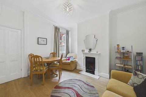 4 bedroom terraced house for sale, Albany Street, Clifton