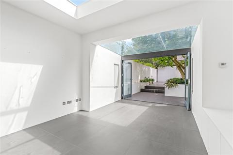 3 bedroom terraced house for sale, Kew Road, Richmond, Surrey, TW9
