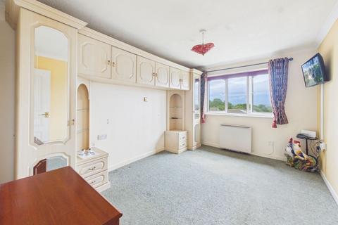 2 bedroom apartment for sale, Lower Kewstoke Road, Worle, Weston-Super-Mare, BS22