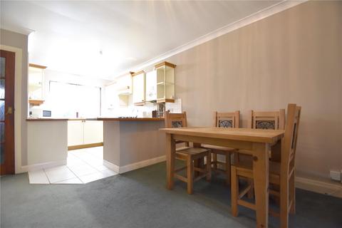1 bedroom apartment to rent, Grove Road, Crossgates, LS15