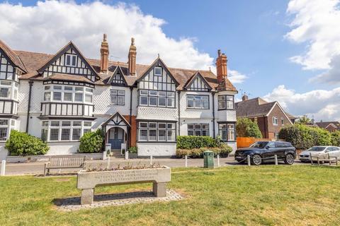 The Green, Datchet SL3