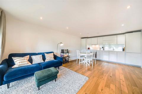 2 bedroom flat for sale, Offenham Road, London SW9