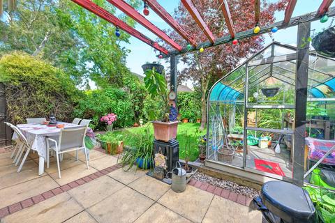 4 bedroom detached house for sale, Station Street, Chatteris PE16