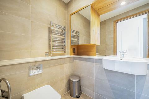 Studio for sale, Arena Tower, 25 Crossharbour Plaza, London