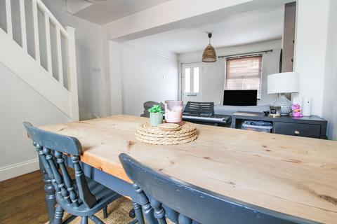 2 bedroom terraced house for sale, Lawrence Road, Biggleswade SG18