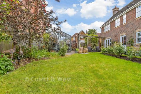 4 bedroom detached house for sale, Shepherds Way, Uckfield TN22