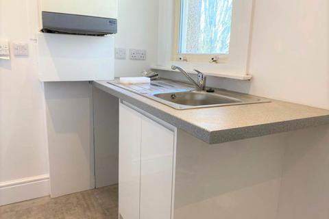 1 bedroom flat to rent, 44 3/1 Provost Road, ,