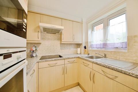 1 bedroom apartment for sale, Austen Court, Southgate N21