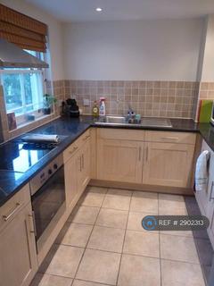 2 bedroom flat to rent, Sheridan Court, London, SW9