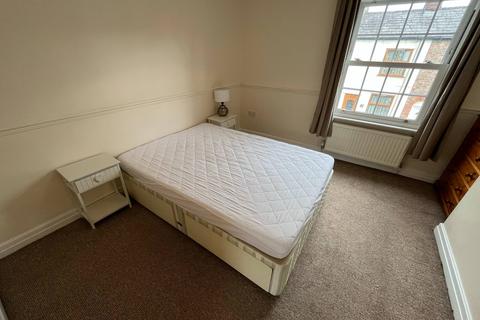 1 bedroom terraced house to rent, St. Georges Street, Macclesfield
