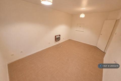 1 bedroom flat to rent, Malcolm Court, Wolverhampton, WV1