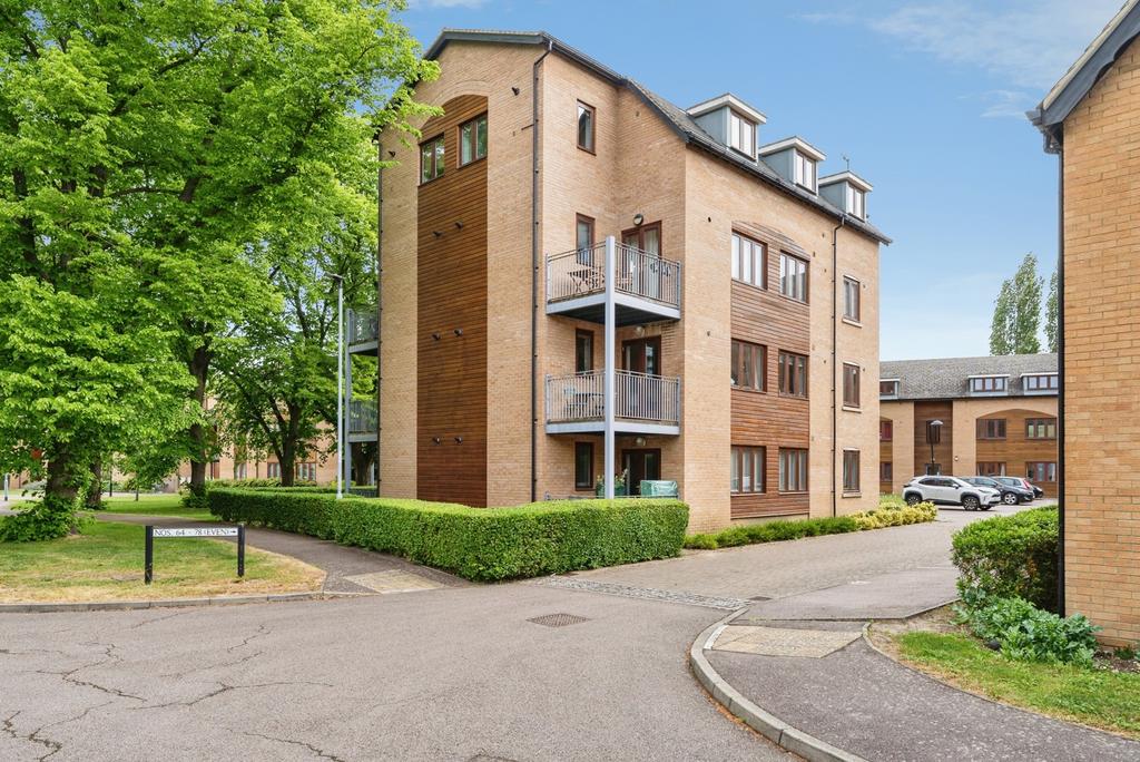2 bedroom flat for sale
