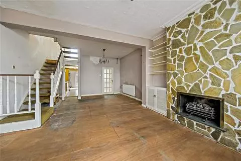 3 bedroom terraced house for sale - View 2