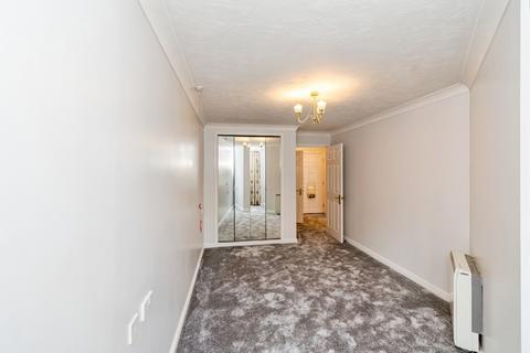 1 bedroom flat for sale, Oakley Road, Southampton, Hampshire, SO16