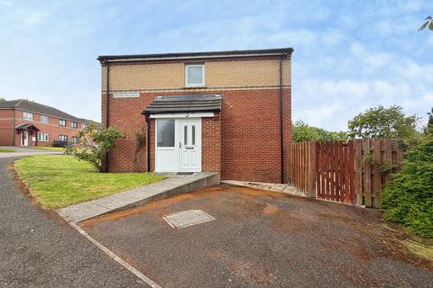 3 bedroom semi-detached house to rent, Manor Oaks Drive, Manor Castle, Sheffield, S2