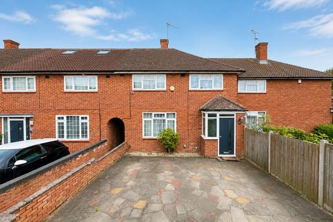 Nicoll Way, Borehamwood, WD6