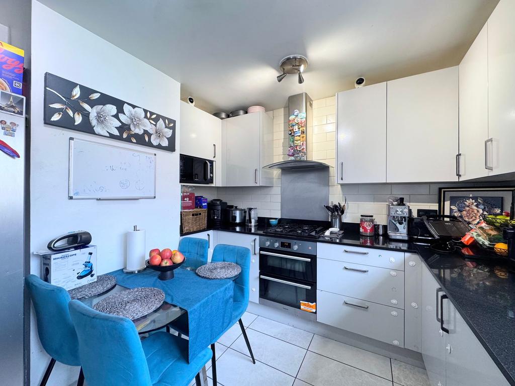 Kitchen/dining area