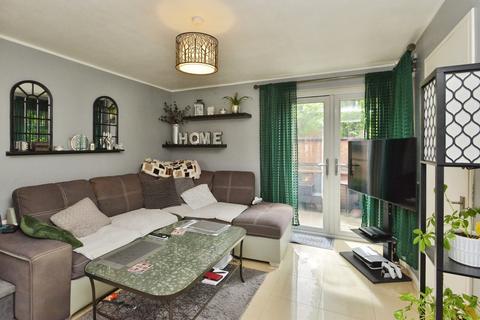 2 bedroom end of terrace house for sale, Tamarisk Court, Walnut Tree, Milton Keynes, Buckinghamshire, MK7