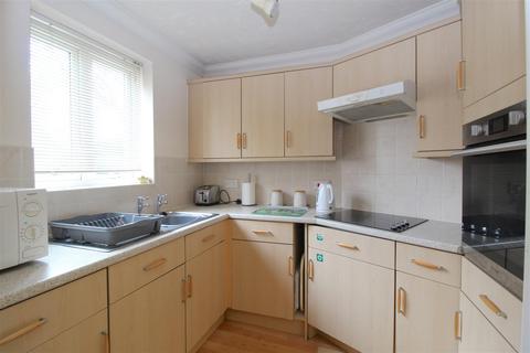 1 bedroom retirement property for sale, Wealdhurst Park, Broadstairs