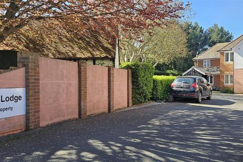 1 bedroom retirement property for sale, Wealdhurst Park, Broadstairs