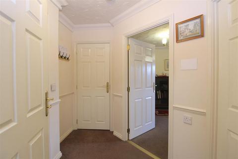 1 bedroom retirement property for sale, Wealdhurst Park, Broadstairs