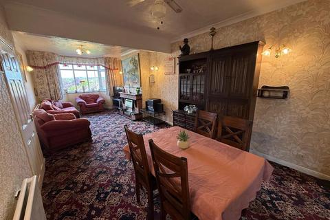5 bedroom semi-detached house for sale, York Crescent, Wollaston, Stourbridge, DY8 4RT