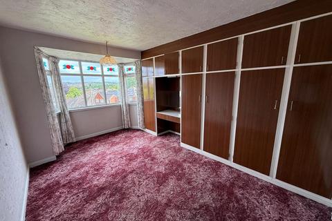 5 bedroom semi-detached house for sale, York Crescent, Wollaston, Stourbridge, DY8 4RT