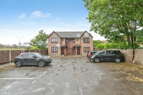 1 bedroom flat for sale, Nairn Court, Dock Road, Tilbury, Essex, RM18
