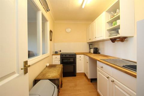 1 bedroom retirement property for sale, Hamble Lane, Hamble, Southampton, Hampshire, SO31