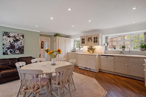 6 bedroom detached house for sale, Oakham Lane, Daventry NN11