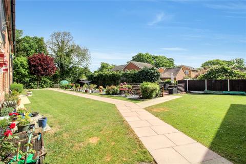 1 bedroom apartment for sale, Manchester Drive, Leigh-on-Sea, Essex, SS9