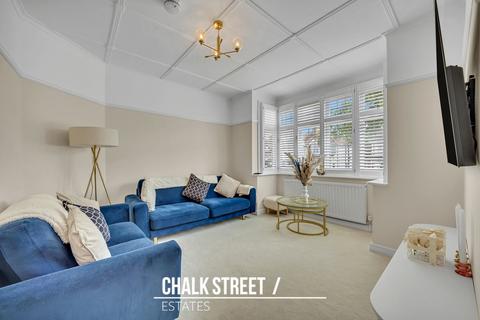3 bedroom terraced house for sale, Northumberland Avenue, Hornchurch, RM11