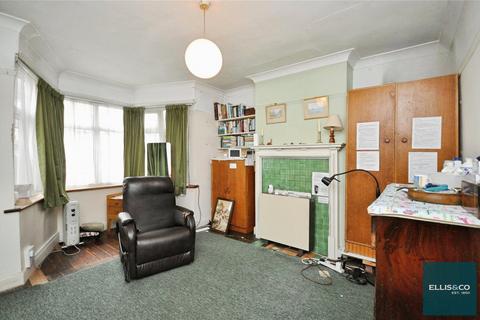 3 bedroom semi-detached house for sale, Lyndhurst Gardens, Finchley, N3