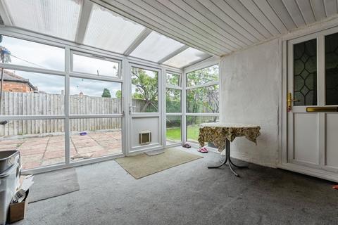 5 bedroom semi-detached house for sale, Hollington Road, Leicester