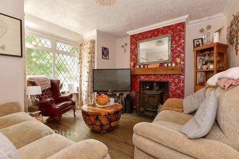 3 bedroom semi-detached house for sale, New Road, Thorness PO30