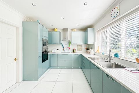 4 bedroom bungalow for sale, The Knap, Wirral, CH60
