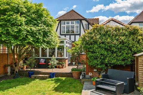 4 bedroom detached house for sale, Lower Road, Great Bookham, KT23