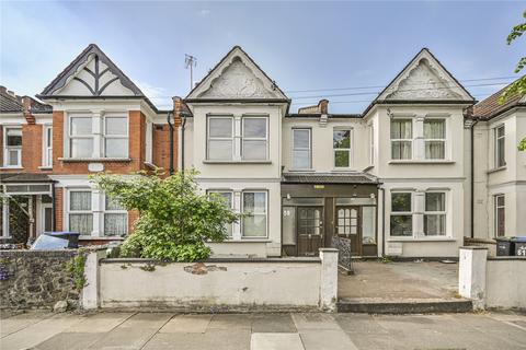 3 bedroom terraced house for sale, York Road, London, N11