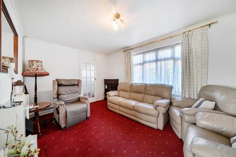 3 bedroom end of terrace house for sale, Robin Grove, HA3