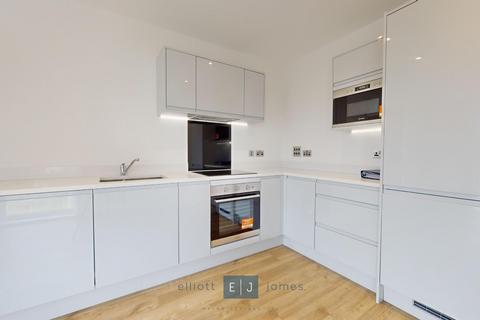 1 bedroom apartment to rent, Epping Gate, Loughton IG10
