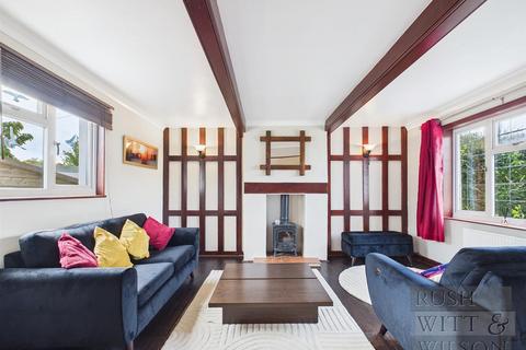4 bedroom house for sale, Oakhurst Road, Battle