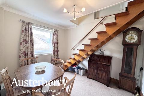 2 bedroom semi-detached bungalow for sale, Coupe Drive, Stoke-On-Trent ST3