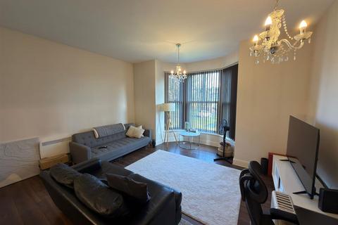 1 bedroom apartment to rent, St Lawrence House, Crawshaw Road, Pudsey LS28