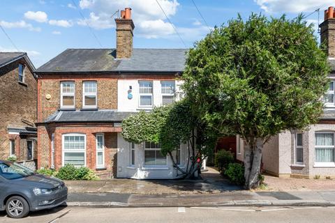 3 bedroom semi-detached house for sale, Hook Road, Epsom