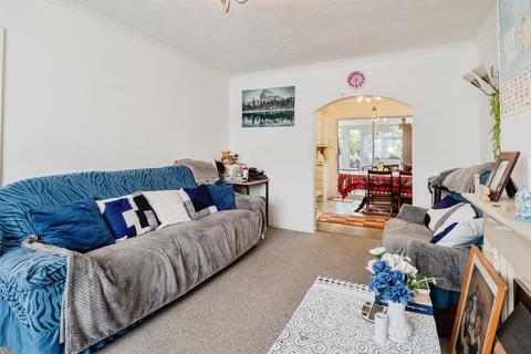 undefined, Brockenhurst Drive, LEICESTER