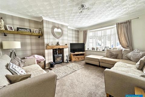 4 bedroom semi-detached house for sale, Elton Grove, Fairfield, TS19 7RF