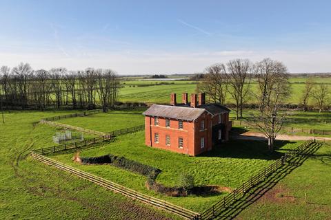 5 bedroom detached house for sale, Newstead House, Station Road, Stixwould